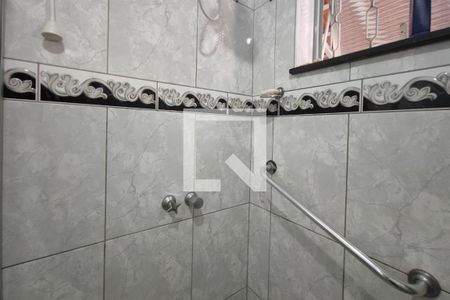 Casa à venda com 280m², 5 quartos e 5 vagasEdícula - Banheiro