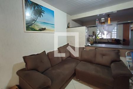 Casa à venda com 280m², 5 quartos e 5 vagasEdícula - Sala