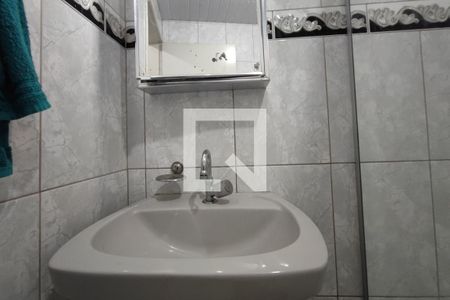 Casa à venda com 280m², 5 quartos e 5 vagasEdícula - Banheiro