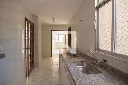 Apartamento à venda com 160m², 3 quartos e 2 vagas Apartamento à venda com 160m², 3 quartos e 2 vagasCozinha