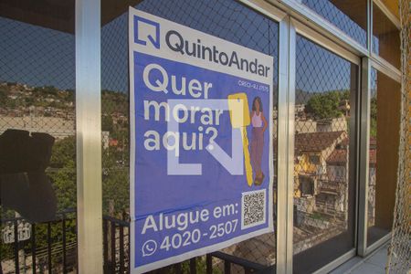 Apartamento à venda com 160m², 3 quartos e 2 vagas Apartamento à venda com 160m², 3 quartos e 2 vagasPlaquinha