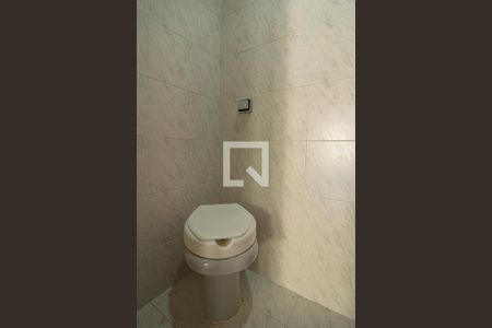 Apartamento à venda com 160m², 3 quartos e 2 vagas Apartamento à venda com 160m², 3 quartos e 2 vagasLavabo