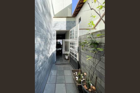 Casa à venda com 89m², 4 quartos e sem vaga Casa à venda com 89m², 4 quartos e sem vagaÁrea - Churrasqueira