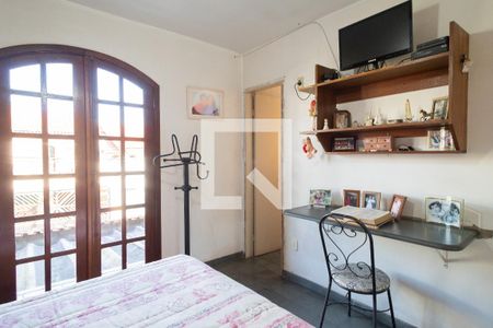 Casa à venda com 89m², 4 quartos e sem vaga Casa à venda com 89m², 4 quartos e sem vagaSuíte