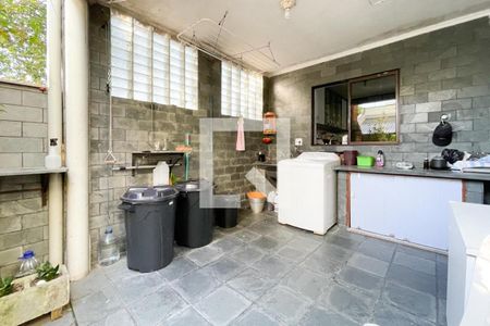 Casa à venda com 89m², 4 quartos e sem vaga Casa à venda com 89m², 4 quartos e sem vagaÁrea de Serviço