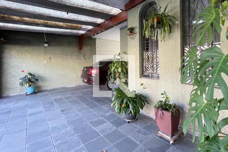 Casa à venda com 89m², 4 quartos e sem vaga Casa à venda com 89m², 4 quartos e sem vagaGaragem