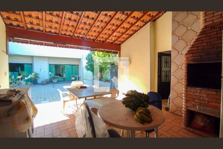 Casa à venda com 454m², 4 quartos e 4 vagasÁrea Gourmet