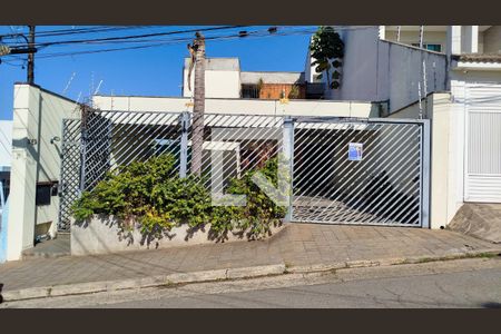 Casa à venda com 454m², 4 quartos e 4 vagasFachada