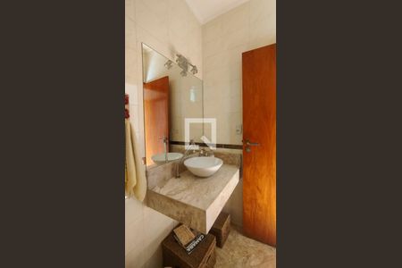 Casa à venda com 454m², 4 quartos e 4 vagasLavabo