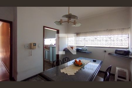 Casa à venda com 454m², 4 quartos e 4 vagasSala de Jantar 2