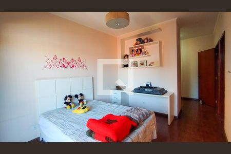 Casa à venda com 454m², 4 quartos e 4 vagasSuíte 3