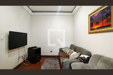 Casa à venda com 454m², 4 quartos e 4 vagasSala de TV