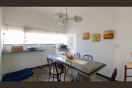 Casa à venda com 454m², 4 quartos e 4 vagasSala de Jantar 2