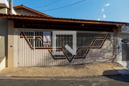 Casa à venda com 154m², 3 quartos e 3 vagasFachada