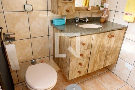 Casa à venda com 154m², 3 quartos e 3 vagasBanheiro