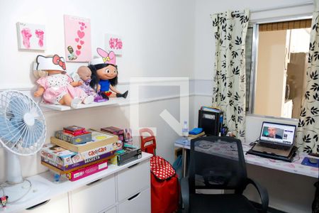 Quarto 2 de casa à venda com 3 quartos, 154m² em Metalúrgicos, Osasco