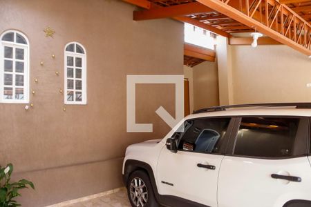 Casa à venda com 154m², 3 quartos e 3 vagasGaragem