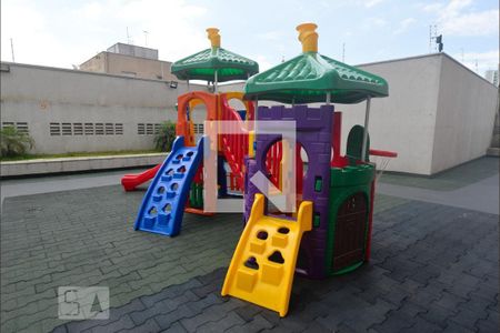 Apartamento à venda com 82m², 3 quartos e 2 vagas Apartamento à venda com 82m², 3 quartos e 2 vagasÁrea comum - Playground