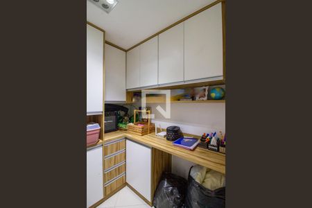 Apartamento à venda com 82m², 3 quartos e 2 vagas Apartamento à venda com 82m², 3 quartos e 2 vagasEscritório