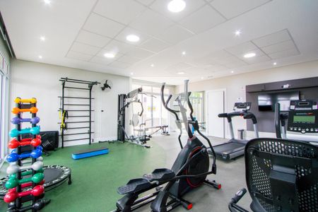 Apartamento à venda com 67m², 2 quartos e 2 vagas Apartamento à venda com 67m², 2 quartos e 2 vagasÁrea comum - Academia