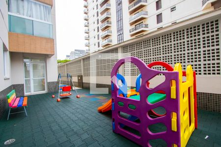 Apartamento à venda com 67m², 2 quartos e 2 vagas Apartamento à venda com 67m², 2 quartos e 2 vagasÁrea comum - Playground