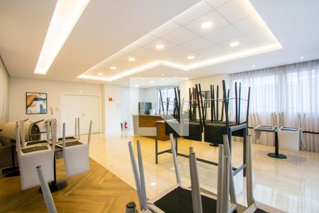 Apartamento à venda com 67m², 2 quartos e 2 vagas Apartamento à venda com 67m², 2 quartos e 2 vagasÁrea comum - Salão de festas