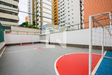 Apartamento à venda com 67m², 2 quartos e 2 vagas Apartamento à venda com 67m², 2 quartos e 2 vagasÁrea comum - Quadra esportiva