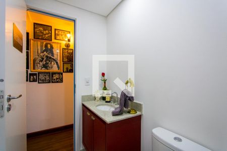 Apartamento à venda com 67m², 2 quartos e 2 vagas Apartamento à venda com 67m², 2 quartos e 2 vagasBanheiro social