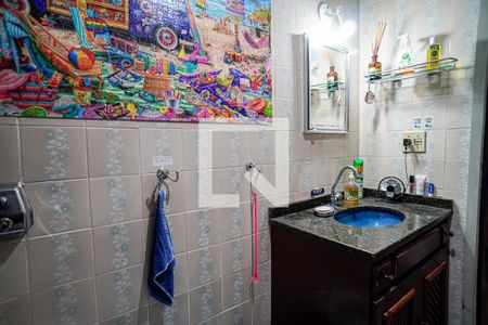 Apartamento à venda com 74m², 2 quartos e sem vagaBanheiro