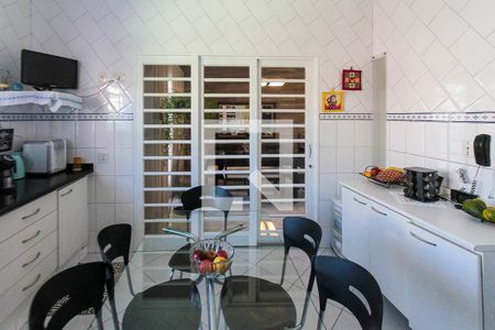 Casa à venda com 180m², 3 quartos e 3 vagasCozinha