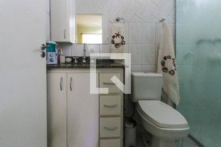 Casa à venda com 180m², 3 quartos e 3 vagasBanheiro da Suite