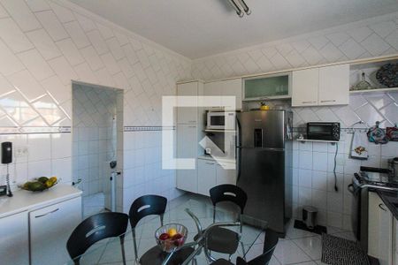 Casa à venda com 180m², 3 quartos e 3 vagasCozinha