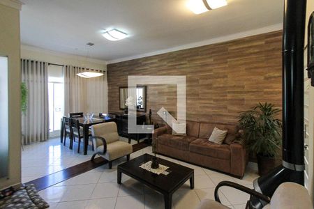 Sala de casa à venda com 3 quartos, 180m² em Vila Zelina, São Paulo