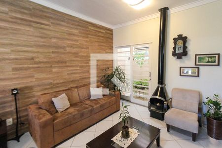 Sala de casa à venda com 3 quartos, 180m² em Vila Zelina, São Paulo