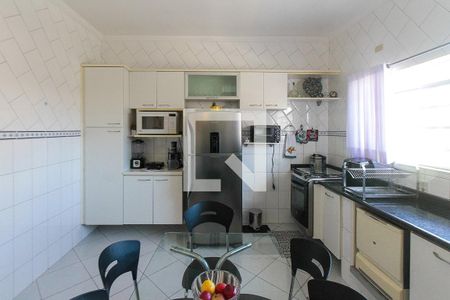 Casa à venda com 180m², 3 quartos e 3 vagasCozinha