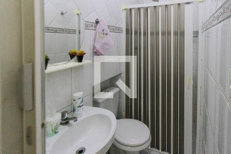 Casa à venda com 180m², 3 quartos e 3 vagasBanheiro da Edicula