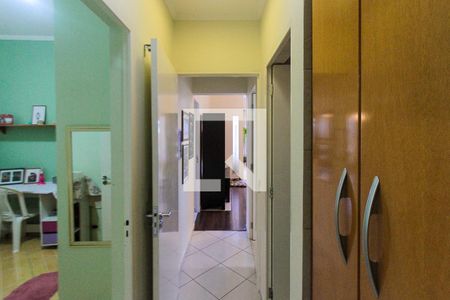 Casa à venda com 180m², 3 quartos e 3 vagasCorredor