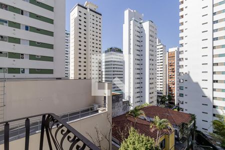 Apartamento à venda com 151m², 3 quartos e 2 vagas Apartamento à venda com 151m², 3 quartos e 2 vagasSacada da Suíte