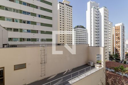Apartamento à venda com 151m², 3 quartos e 2 vagas Apartamento à venda com 151m², 3 quartos e 2 vagasVista do Quarto 2