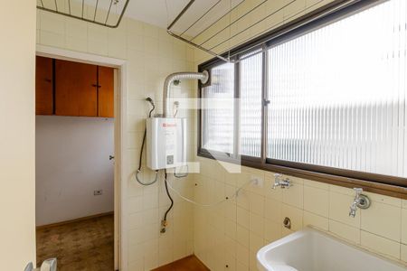 Apartamento à venda com 151m², 3 quartos e 2 vagas Apartamento à venda com 151m², 3 quartos e 2 vagasÁrea de Serviço
