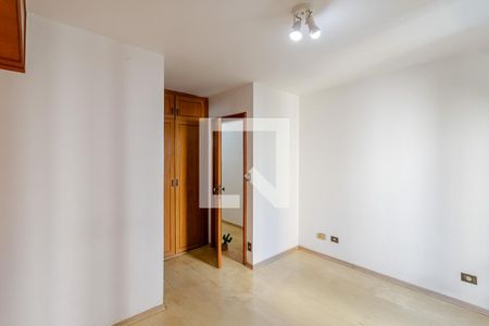 Apartamento à venda com 151m², 3 quartos e 2 vagas Apartamento à venda com 151m², 3 quartos e 2 vagasSuíte