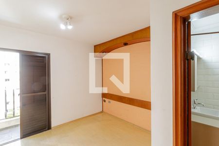 Apartamento à venda com 151m², 3 quartos e 2 vagas Apartamento à venda com 151m², 3 quartos e 2 vagasSuíte