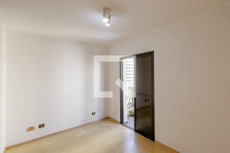 Apartamento à venda com 151m², 3 quartos e 2 vagas Apartamento à venda com 151m², 3 quartos e 2 vagasSuíte