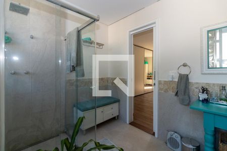 Casa para alugar com 450m², 4 quartos e 4 vagasBanheiro Corredor