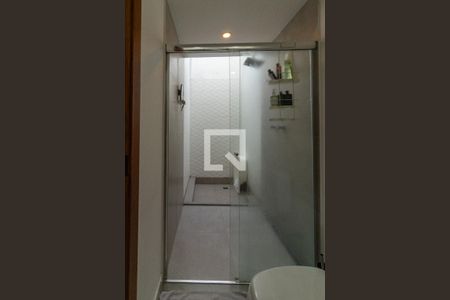 Casa para alugar com 450m², 4 quartos e 4 vagasBanheiro da Suíte 2