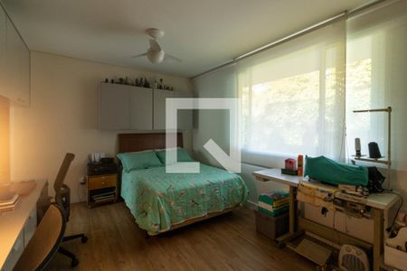 Casa para alugar com 450m², 4 quartos e 4 vagasQuarto Suíte 1