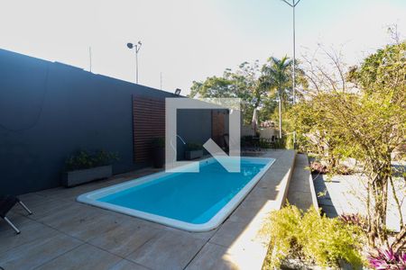 Casa para alugar com 450m², 4 quartos e 4 vagasPiscina