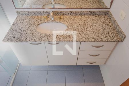 Casa à venda com 222m², 3 quartos e 4 vagas Casa à venda com 222m², 3 quartos e 4 vagasBanheiro da Suíte 2