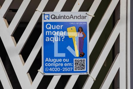 Casa à venda com 222m², 3 quartos e 4 vagas Casa à venda com 222m², 3 quartos e 4 vagasPlaquinha