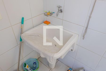 Casa à venda com 222m², 3 quartos e 4 vagas Casa à venda com 222m², 3 quartos e 4 vagasÁrea de Serviço